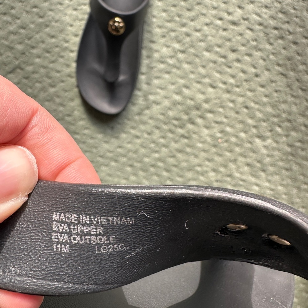 Michael Kors Black Flip Flops with Gold Emblem 11 - Picture 5 of 7